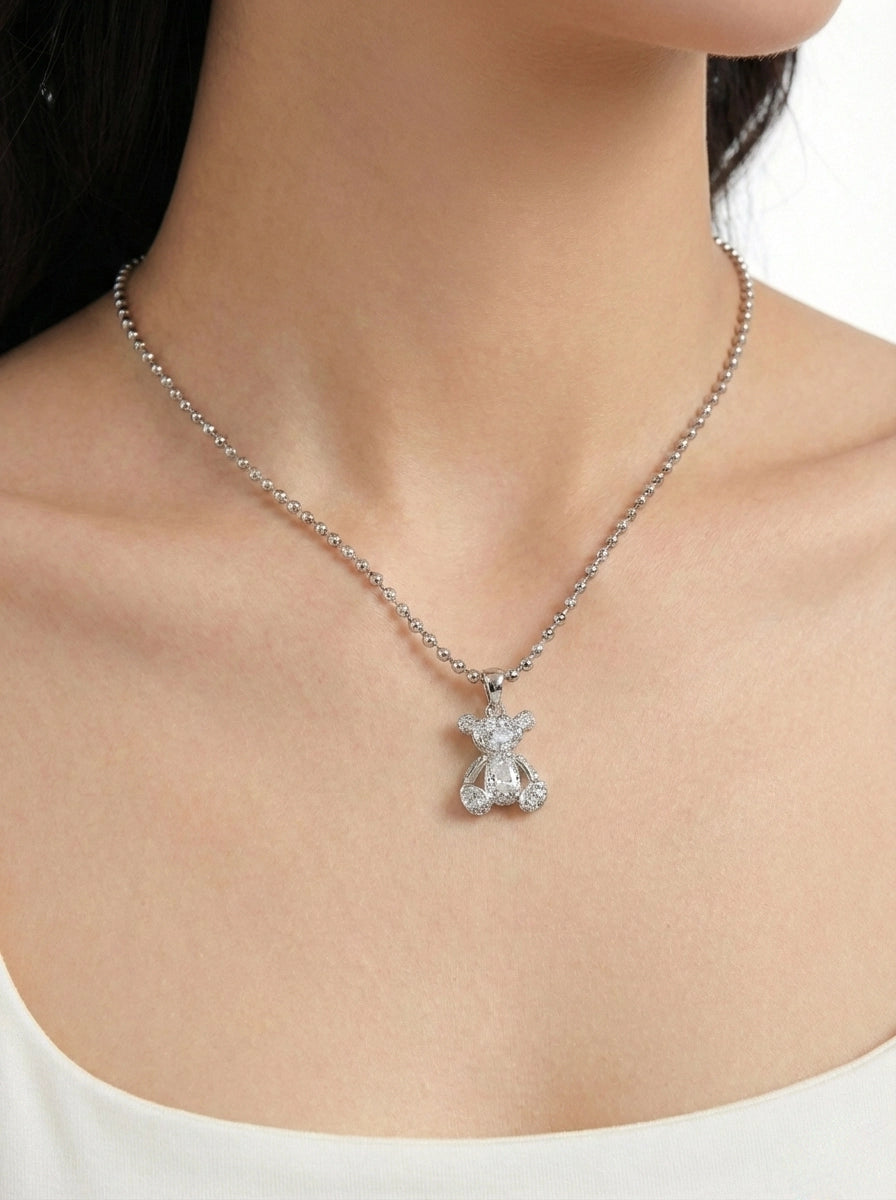 Kristal Taşlı Sevimli Ayıcık Kolye