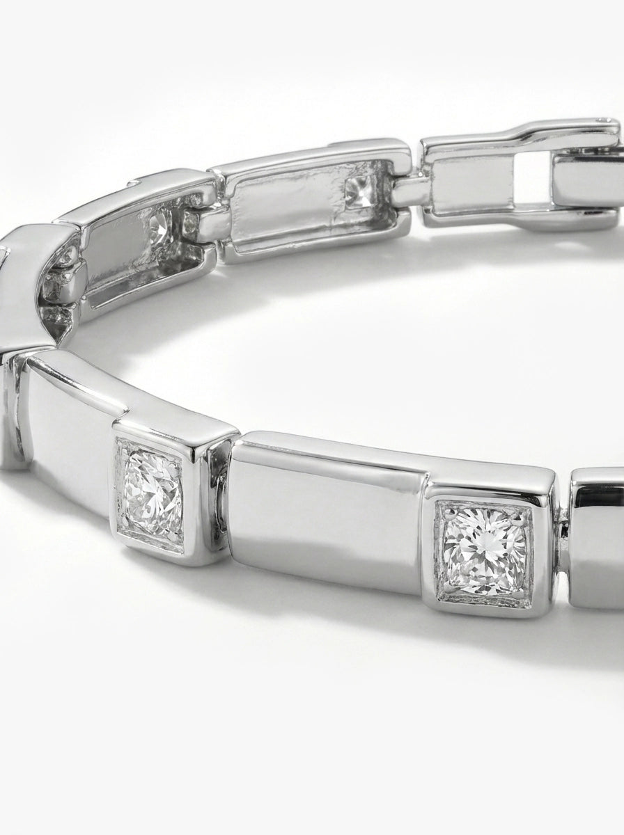 Kare Taş ve Plaka Detaylı Modern Zincir Bileklik