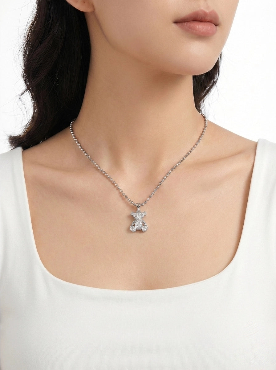 Kristal Taşlı Sevimli Ayıcık Kolye