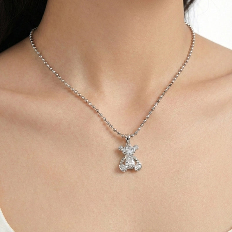 Kristal Taşlı Sevimli Ayıcık Kolye