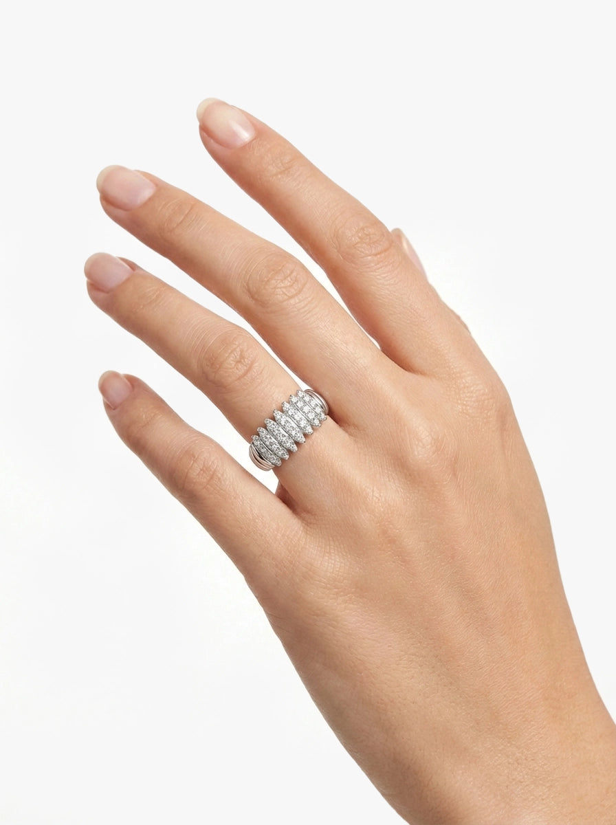 Dikey Sıralı Taşlı Modern Gümüş Renk Yüzük