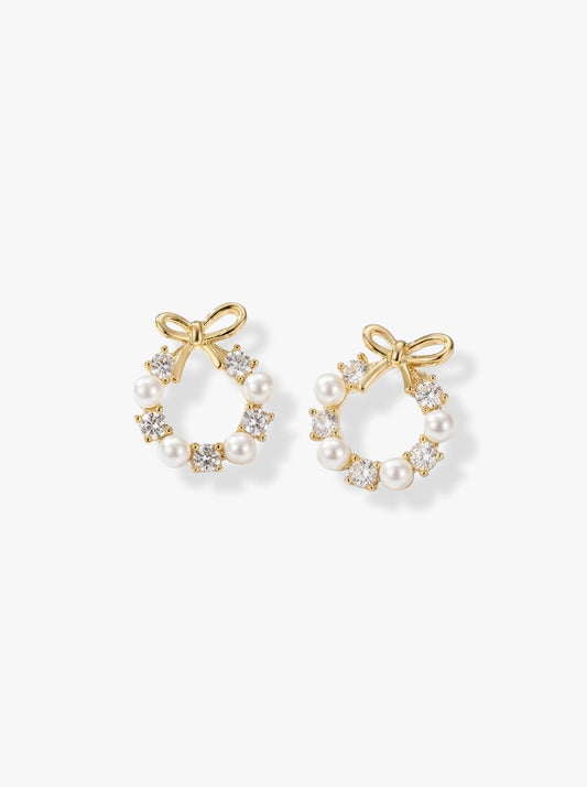 Kurdele Detaylı ve İncili Gold Çivi Küpe